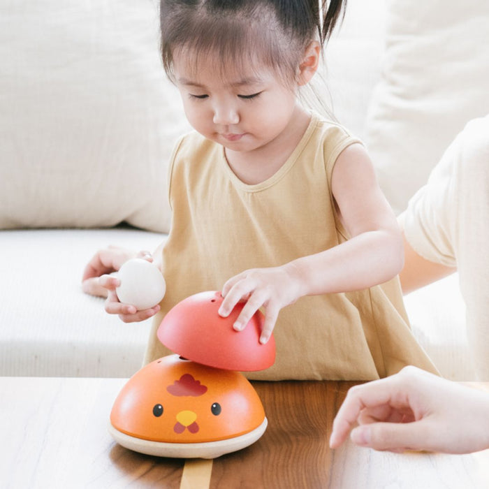 Plan Toys Chicken Nesting