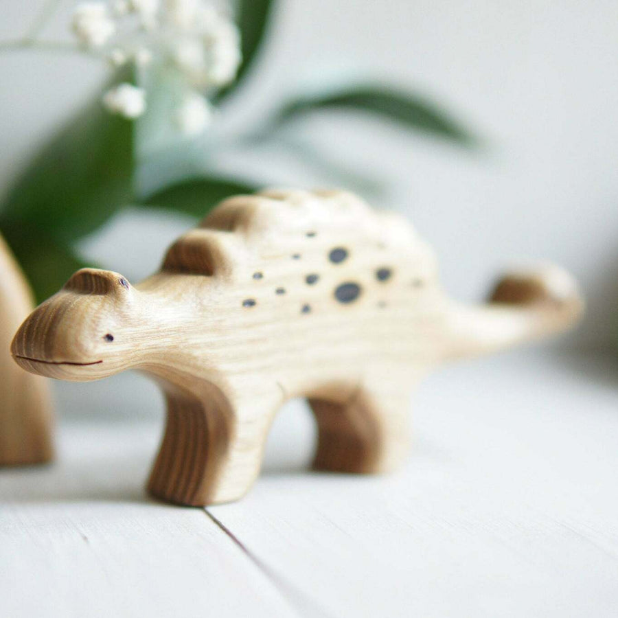 Wooden Euoplocephalus, a natural wood animal toy by Tiny Fox Hole (view 3)