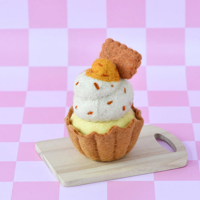 Felt Giant Caramelised Biscuit Cupcake