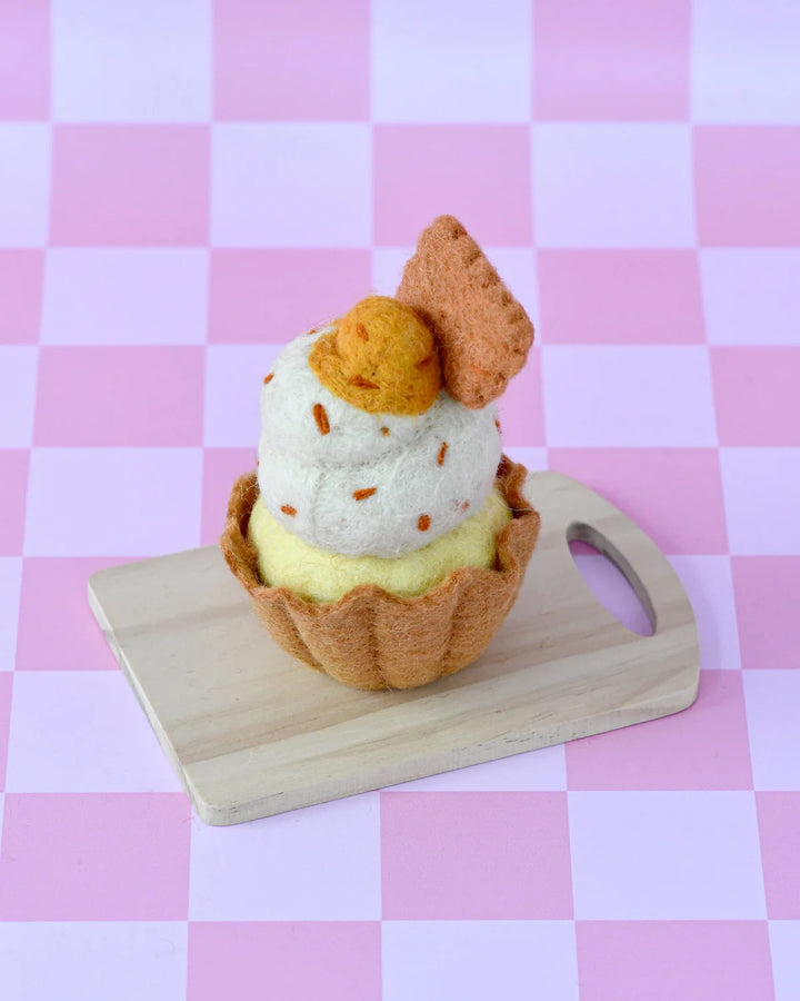 Felt Giant Caramelised Biscuit Cupcake