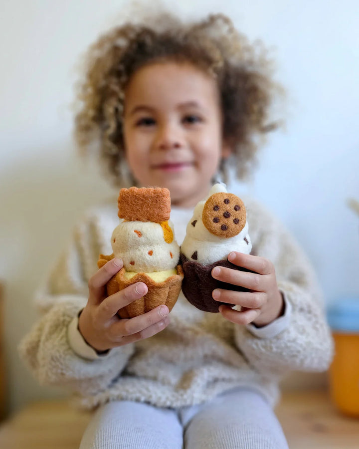 Felt Giant Caramelised Biscuit Cupcake