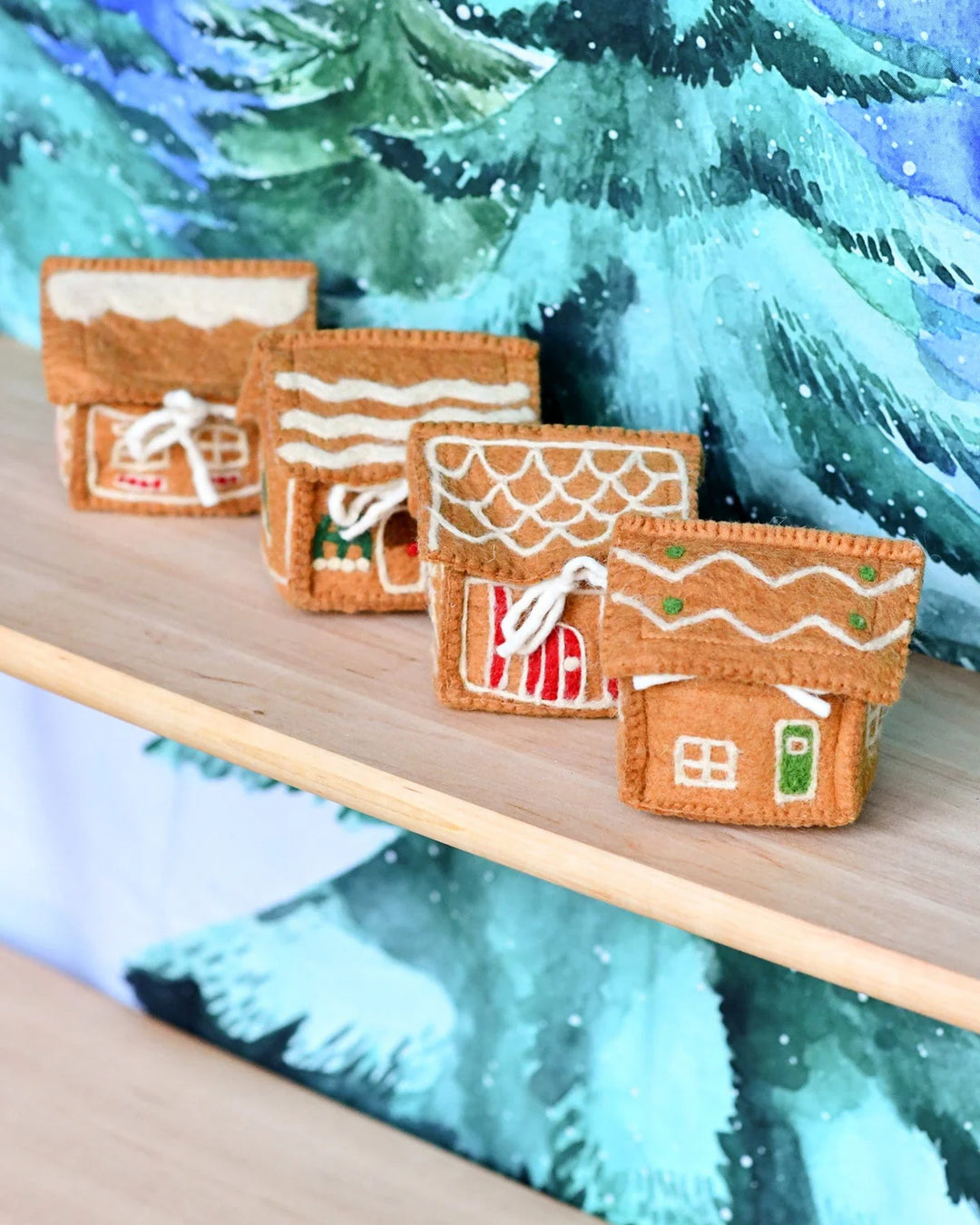 Felt Gingerbread House, Pink Door