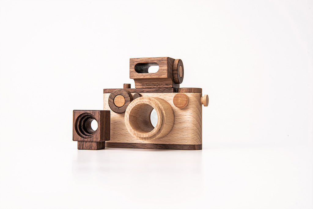 35MM Wooden Toy Camera Gift Set - Beech Wood with 2 Flashes ($85 Value)