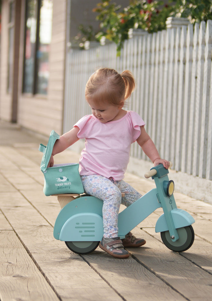 Tender Leaf Delivery Scooter