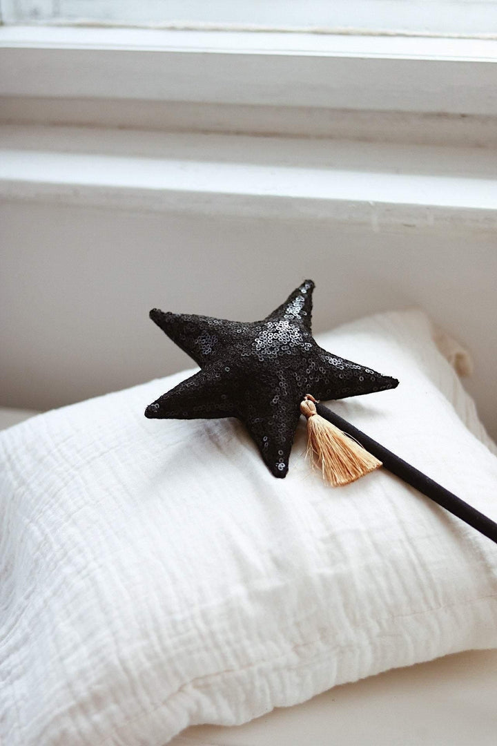 “Black Sequins” Magic Wand