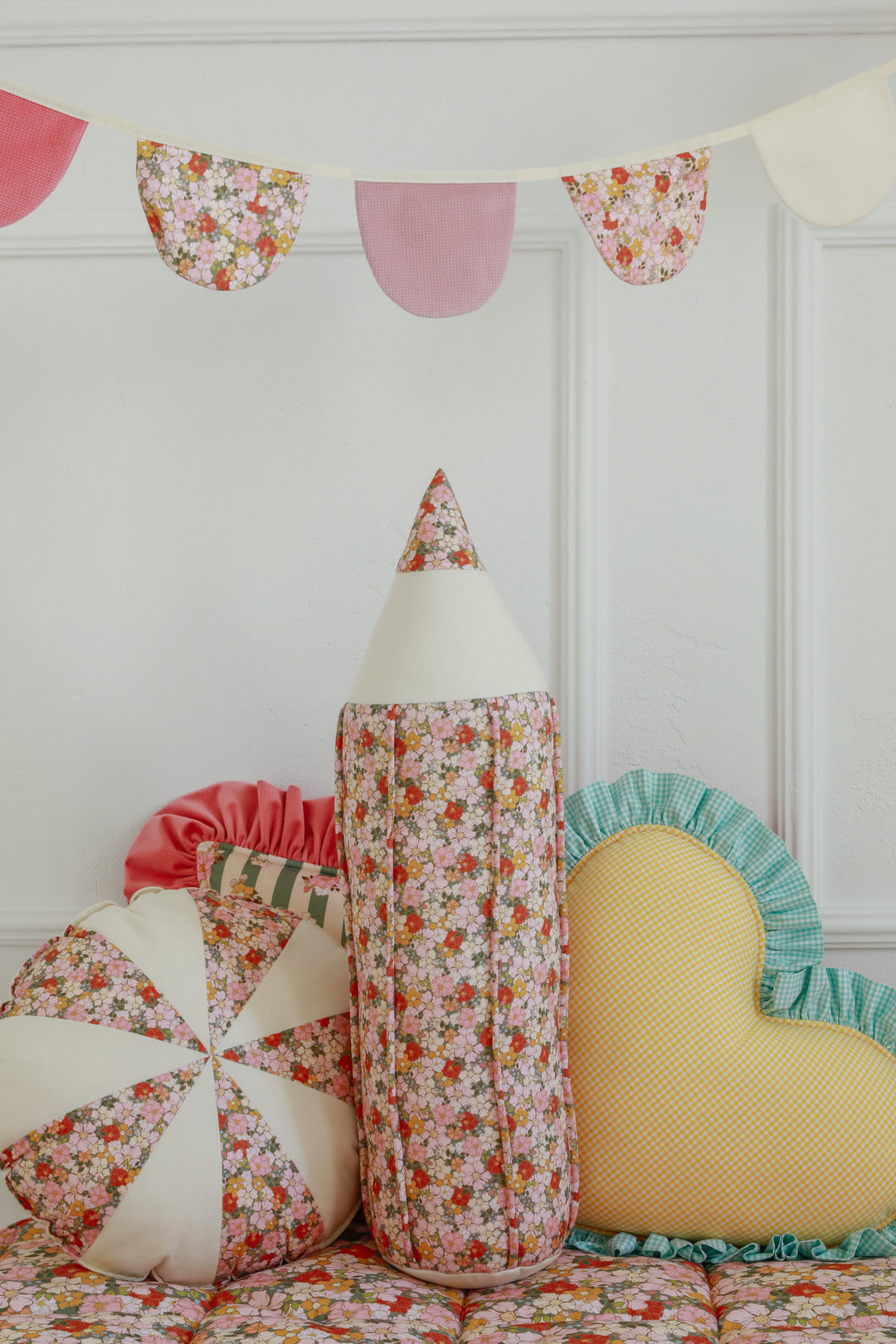 “Summer Garden” Garland with Half Moons