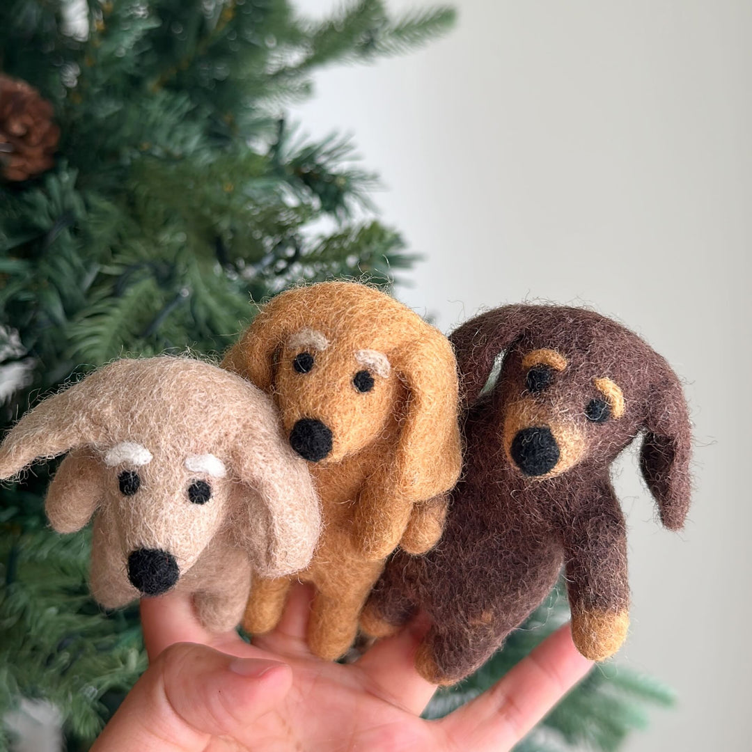 Felt Finger Puppet: Dachshund Dog
