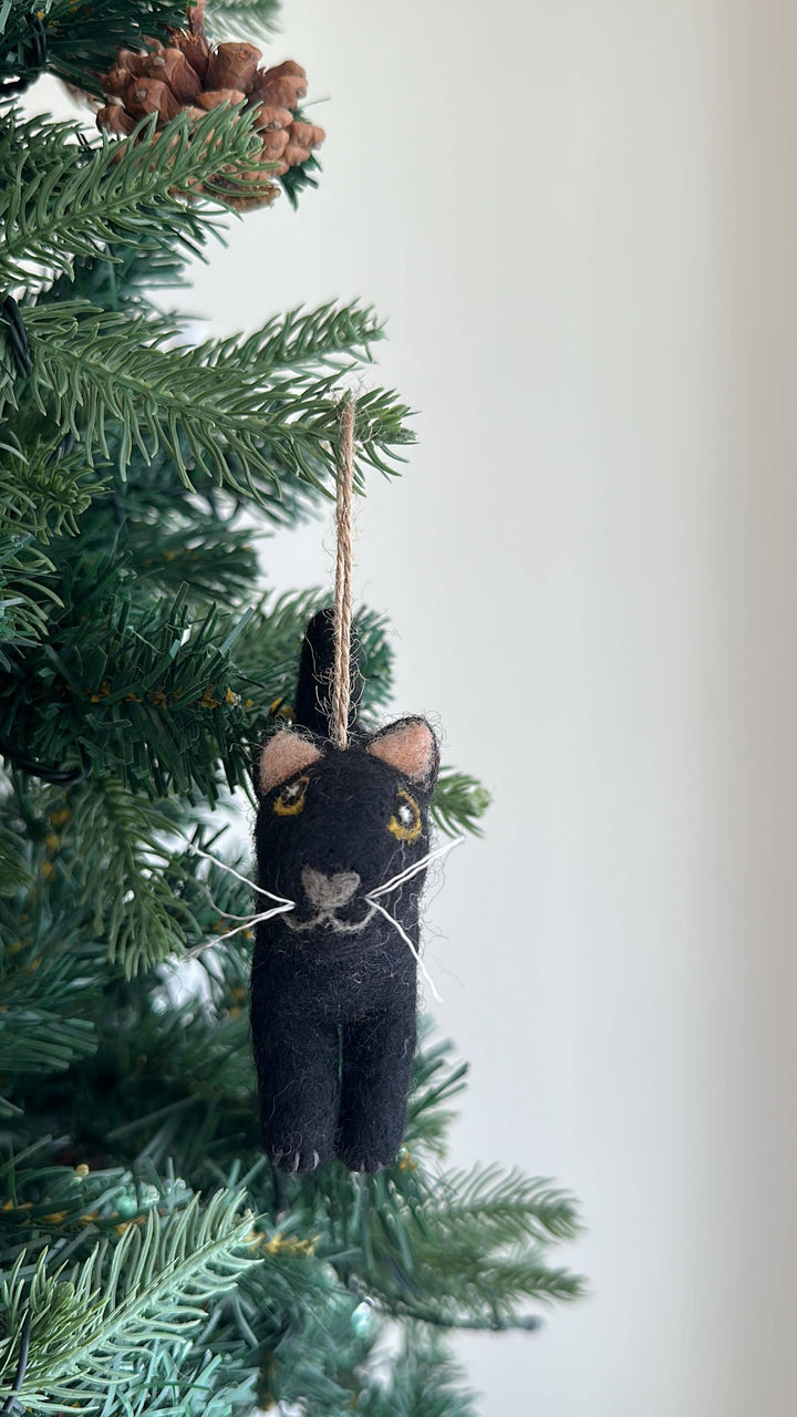 Felt Ornament - Playful Cat