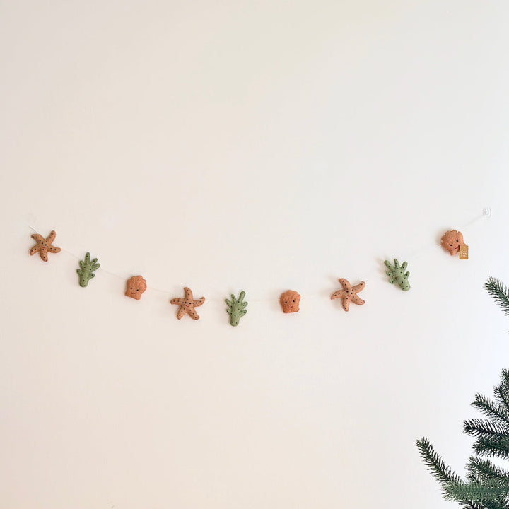 Felt Starfish Garland