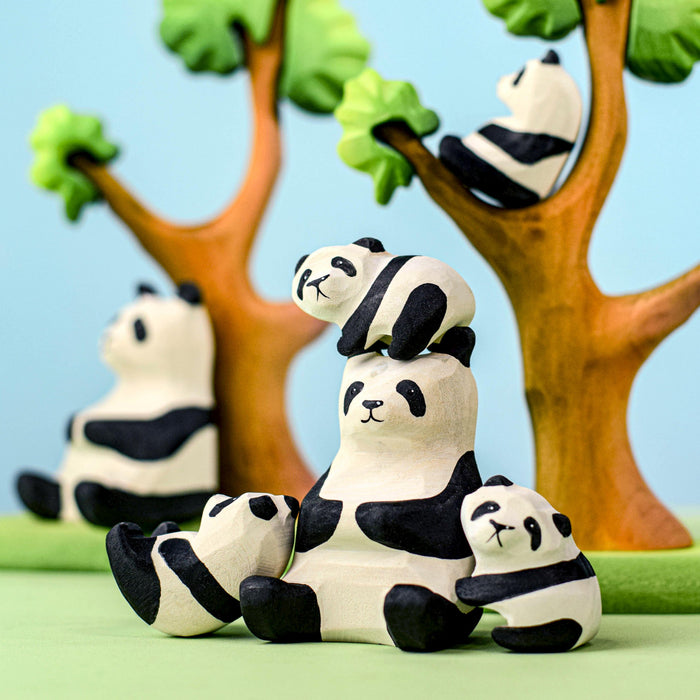 Bumbu Panda Bears Family and Tree Set
