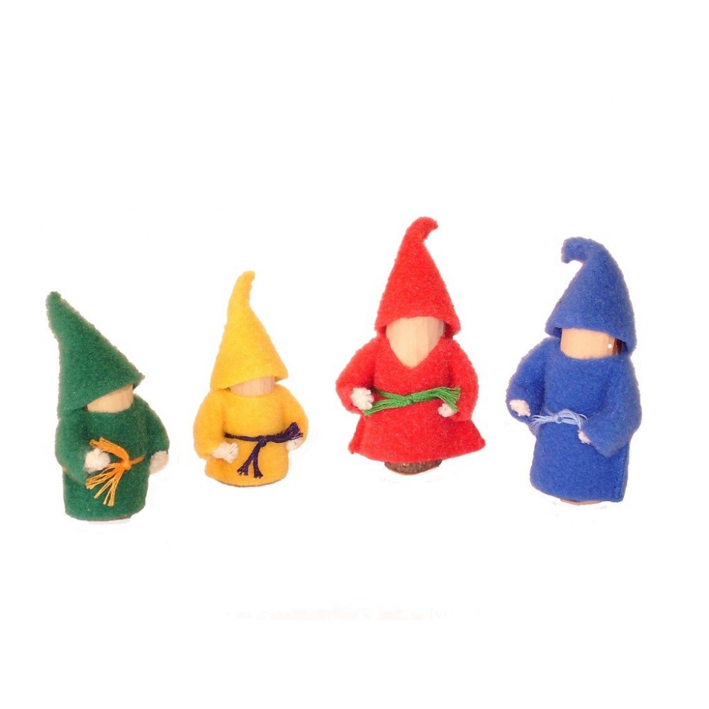 Magic Wood Branch Family of Four